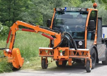 ODRŽANA PREZENTACIJA ČISTILICE KOJU JE NABAVILO JKP „VISOKO“ ZAHVALJUJUĆI GRADSKOJ UPRAVI