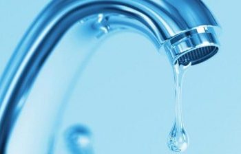 ZBOG KVARA NA VODOVODNOJ MREŽI DANAS NESTANAK VODOSNABDIJEVANJA U ULICI FERHATOVIĆA