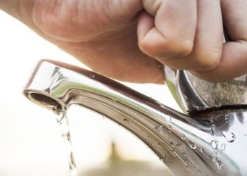 POVREMENI PREKIDI U VODOSNABDIJEVANJU U ULICI HASEČIĆA I NESTANAK VODE U ULICI KADIJE UVEJSA