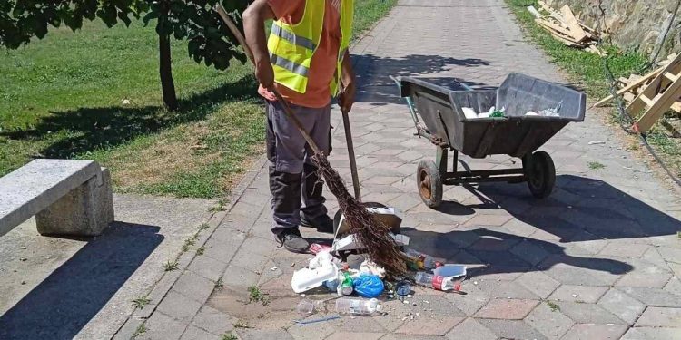 SERVISNE INFORMACIJE ZA PETAK